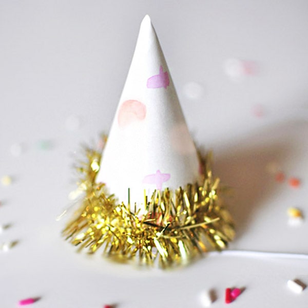 How to make simple Sprinkle Birthday Party Hats