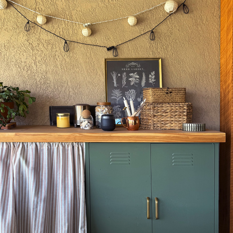 How to Build a DIY Outdoor Bar Top (Easy Weatherproof Tabletop)