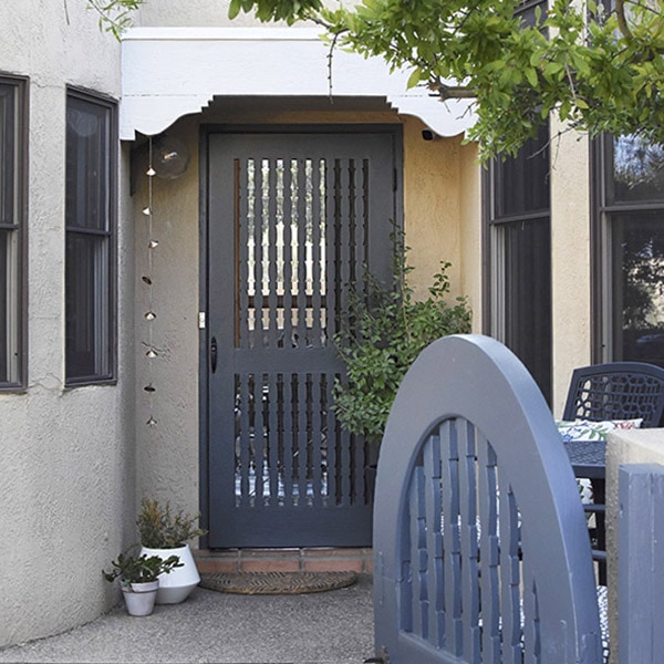 Give your Front Door a fresh look with Paint