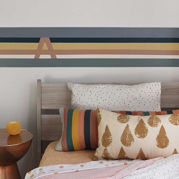 Tween Girl Modern Bedroom Accent Wall