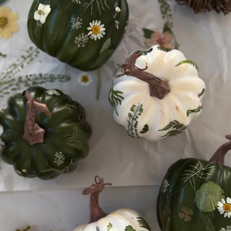 1a-Pressed Leaf Pumpkin-1