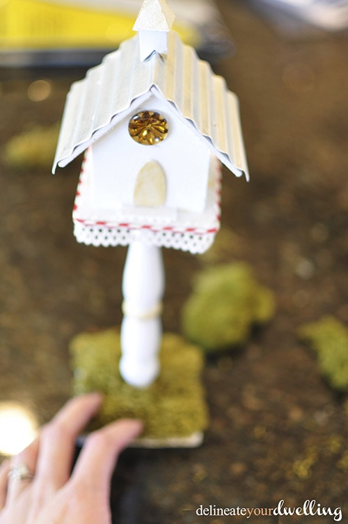 Winter Birdhouse moss