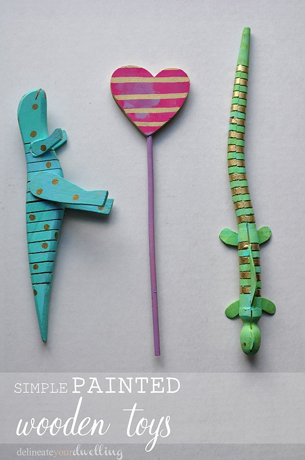 Simple Painted Wooden Toys : Dinosaur, Lizard and Heart Wand