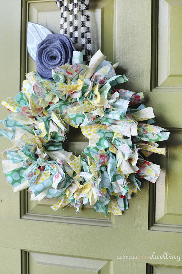 Create a simple Summer Fabric Wreath in no time at all! Delineate Your Dwelling