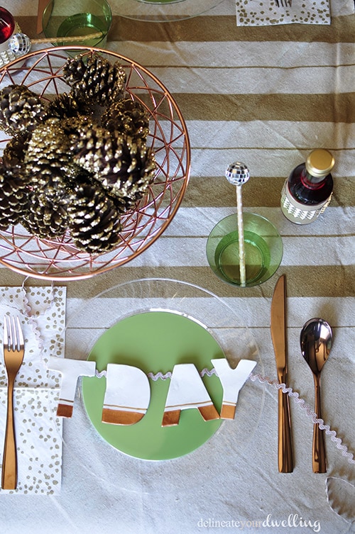 Thanksgiving Table layout, Delineate Your Dwelling