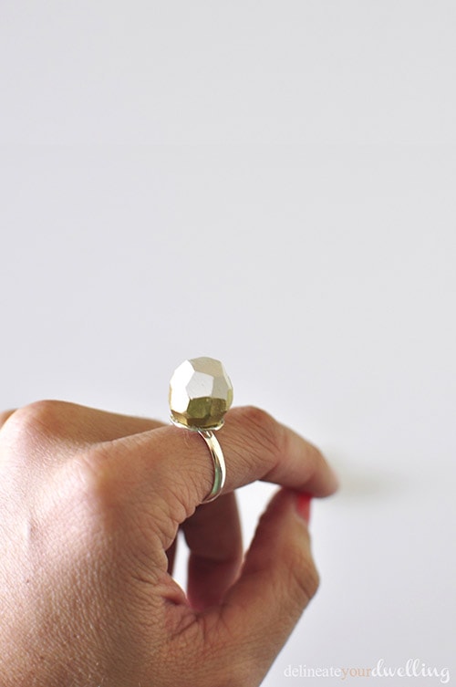 White Gold Clay Ring, Delineate Your Dwelling