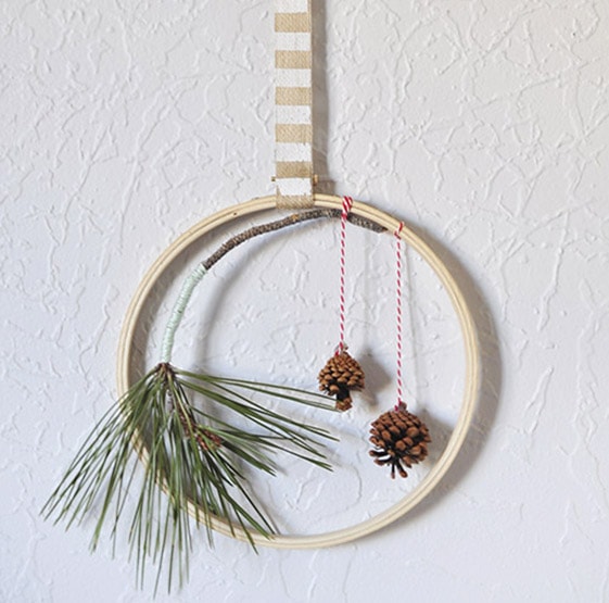 1 Evergreen Hanging Hoop decor