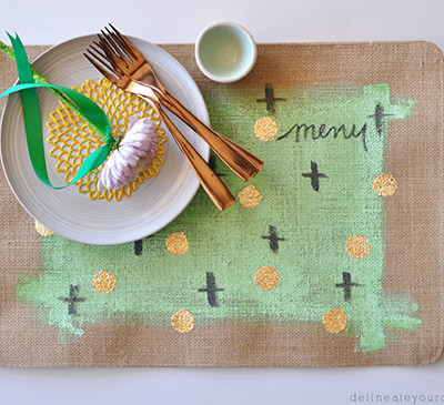 Gold Foil Placemat setting, delineateyourdwelling.com