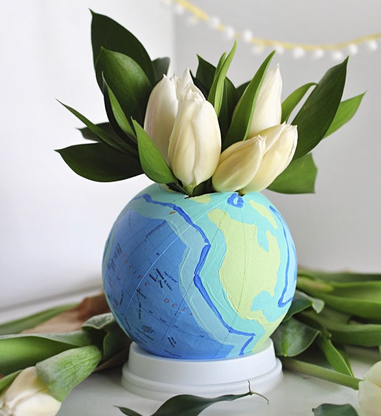 DIY Globe Flower Vase