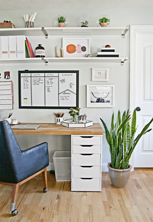 Organized-office, Feature Friday