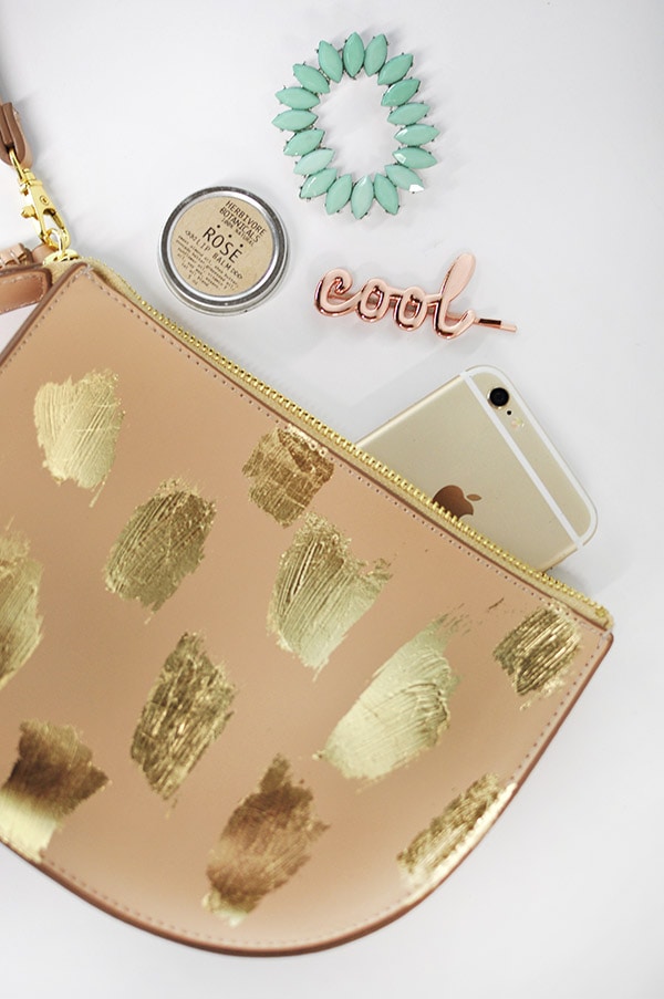 DIY Gold Brushstroke Clutch, Delineateyourdwelling.com