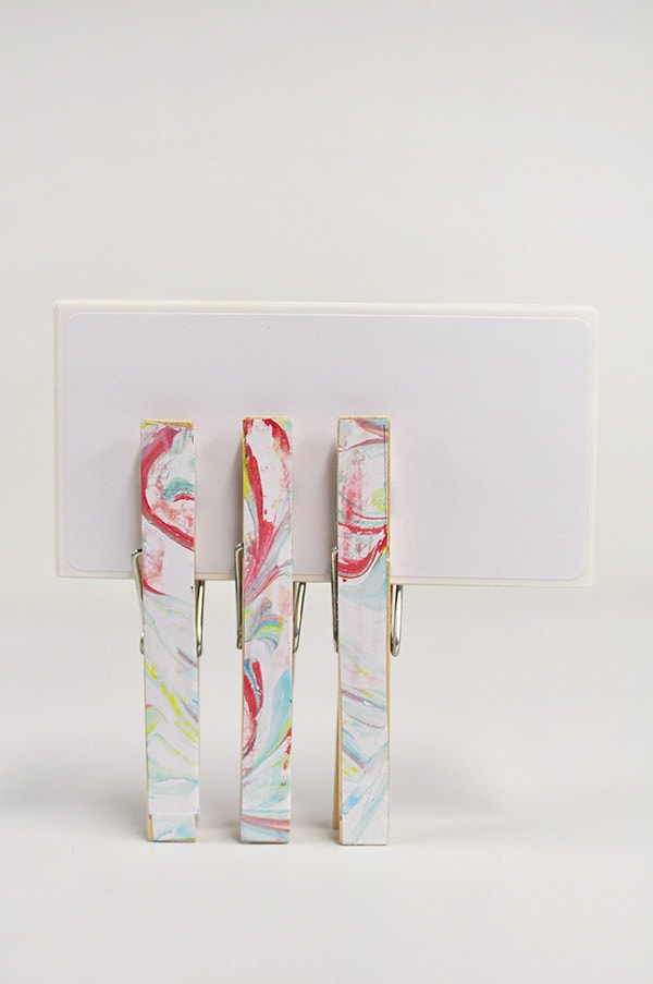 DIY Marbled Clothes Pins