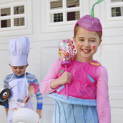 1 Baker-Cupcake Halloween Costume