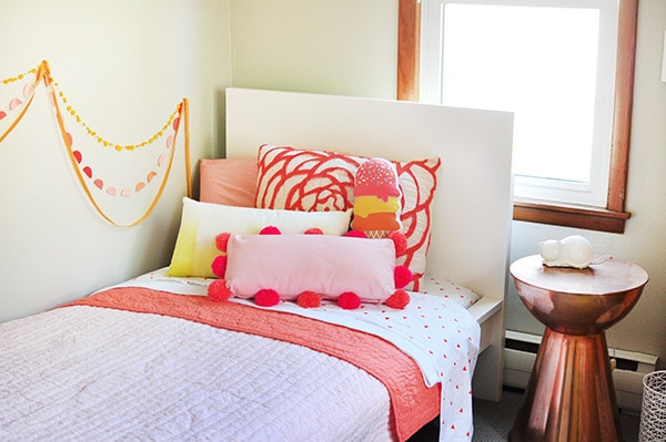 Rental House : How to Personalize a Little Girl's Bedroom