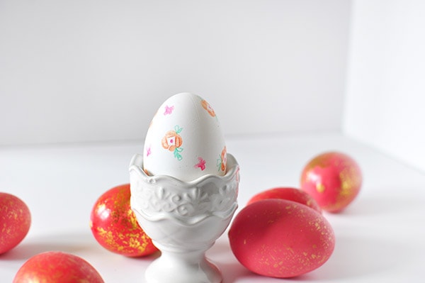 Elegant Floral Stamped Easter Egg