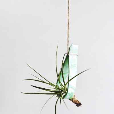 Simple and Modern DIY - Hanging Clay Plant Holder, Delineate Your Dwelling