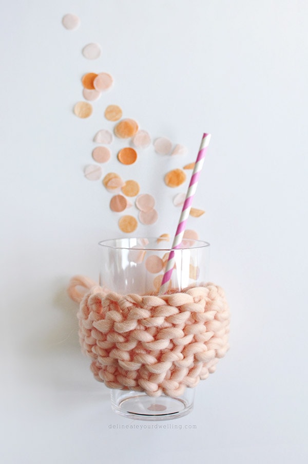 How to create gorgeous Knit Glassware + Mug Covers, Delineate Your Dwelling