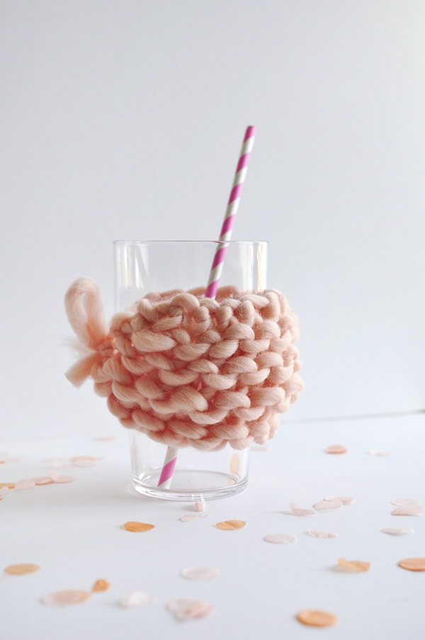 How to create gorgeous Knit Glassware + Mug Covers, Delineate Your Dwelling