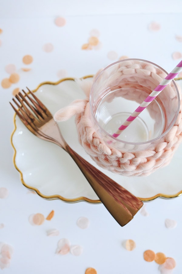 How to create gorgeous Knit Glassware + Mug Covers, Delineate Your Dwelling