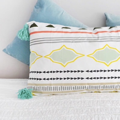 Simple to Sew Lounge Tassel Pillow, Delineate Your Dwelling