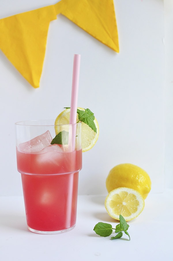Refreshing Glass Watermelon Lemonade, Delineate Your Dwelling