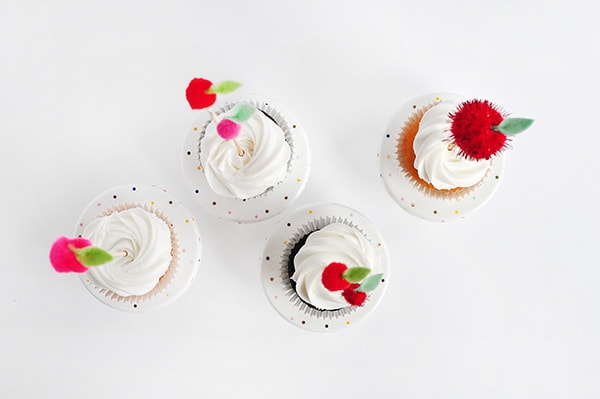 Adorable and so easy to create - Apple Cupcake Toppers, Delineate Your Dwelling