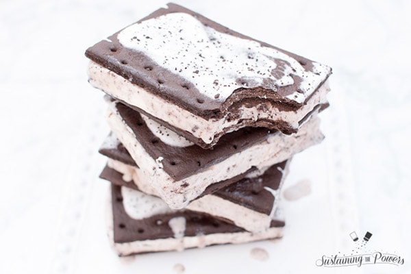 cookies-n-cream-pop-tart-ice-cream-sandwich