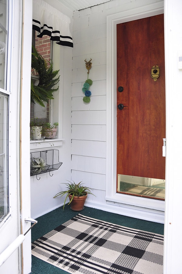 Rental House Front Stoop Update, Delineate Your Dwelling