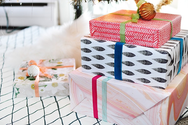 Bringing the Color with Gift Wrap this holiday! Delineate Your Dwelling