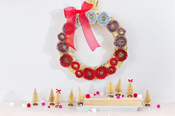 diy-ombre-christmas-wreaths-1