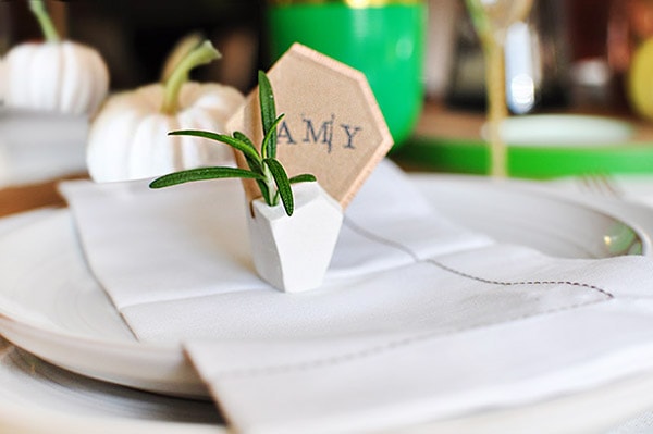 geometric-clay-placecard-holder-table