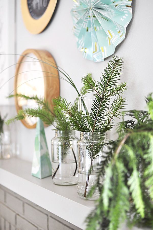 Thoughtful Christmas Mantle Decorations, Delineate Your Dwelling