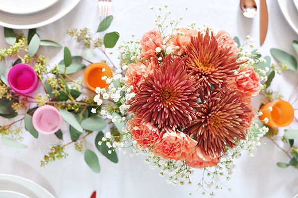 Minimal Thanksgiving Table Decoration, Delineate Your Dwelling