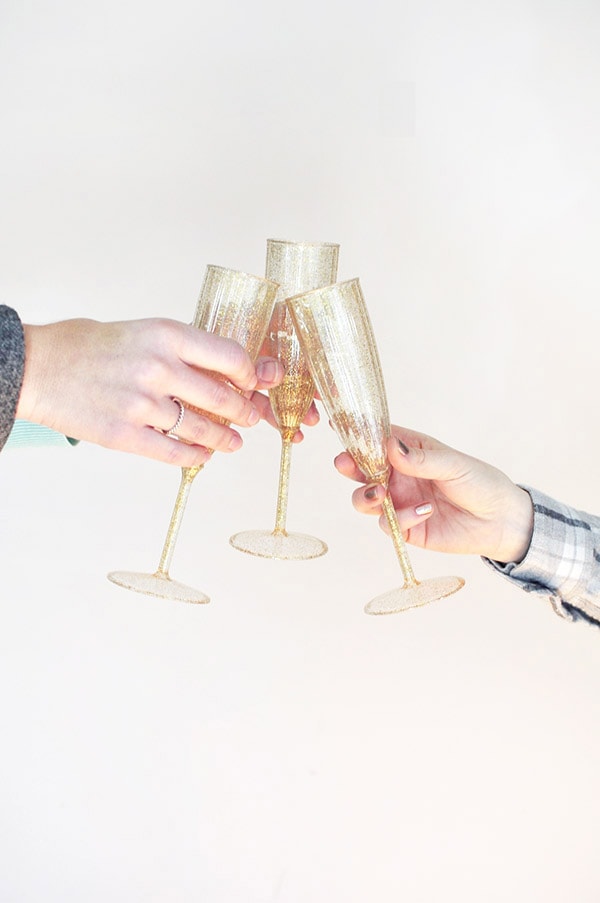 How to host a Craft Party with friends and drinks, Delineate Your Dwelling