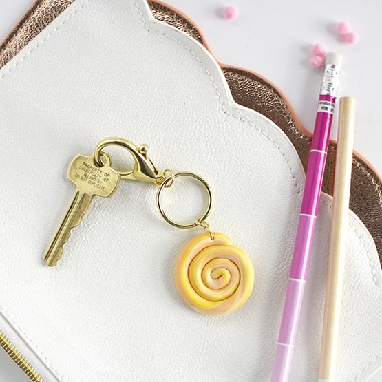 1 DIY Marbled Clay Keychain