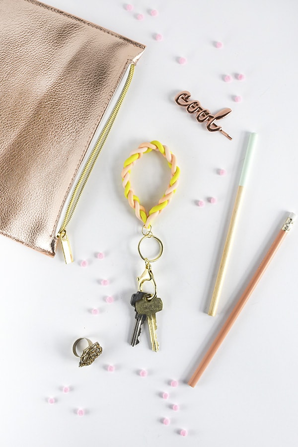 Create a simple DIY Clay Braided Keychain, Delineate Your Dwelling