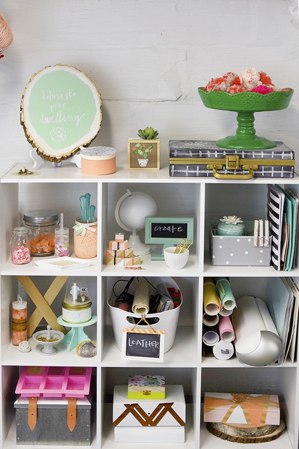 Organize your Craft Room with simple storage and easy tips! Delineate Your Dwelling craft space tour