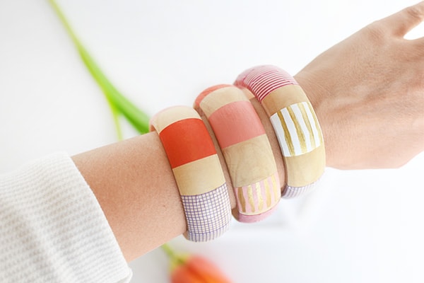 Create these gorgeous DIY Striped Washi Tape Bangles, Delineate Your Dwelling