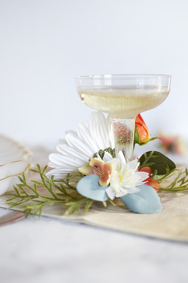 Champagne Glass flower hack