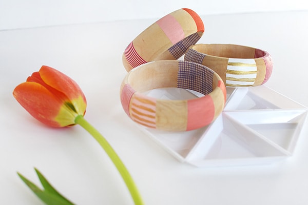 Create these gorgeous DIY Striped Washi Tape Bangles, Delineate Your Dwelling