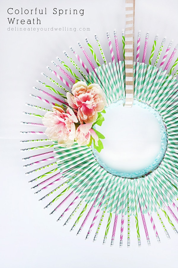 How to create a simple and Colorful Spring Wreath, Delineate Your Dwelling