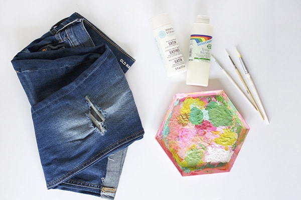 DIY White Patterned Jean supplies