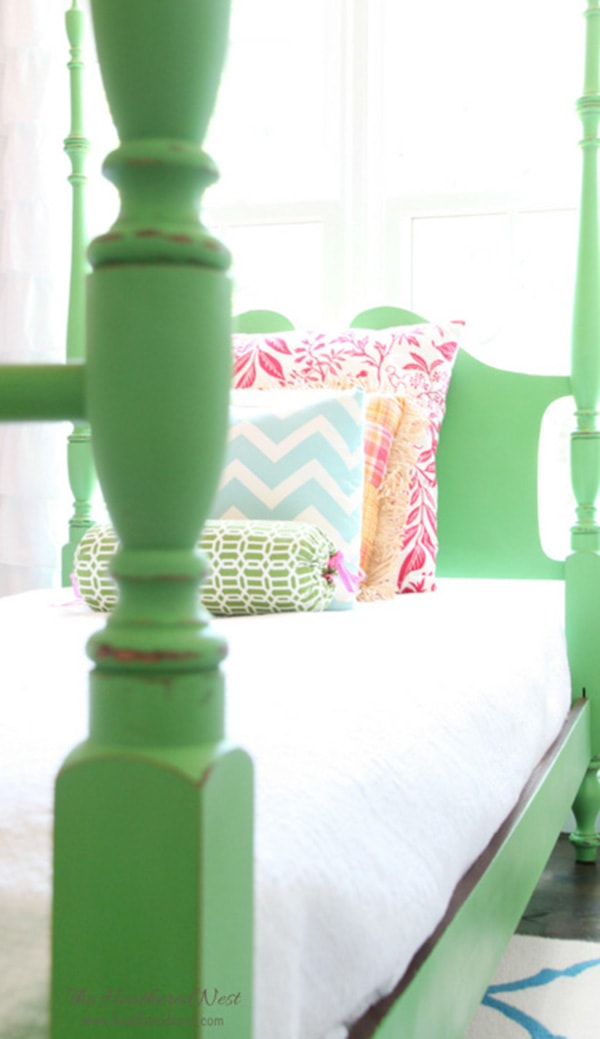 DIY-green chalk-paint-poster-bed-makeover-5