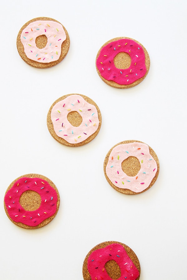 cork-felt-donut-coasters-white