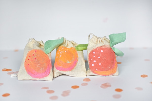 Mini-Peach-Painted-Bags