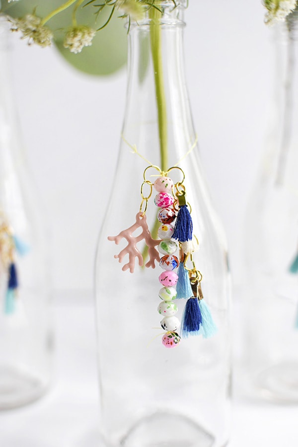 Easy to make and fun to use! Tassel DIY Charm Flower vases. Delineate Your Dwelling