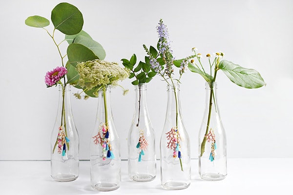 Easy to make and fun to use! Tassel DIY Charm Flower vases. Delineate Your Dwelling