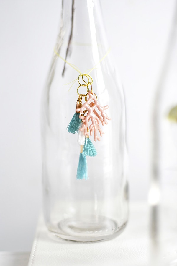 Easy to make and fun to use! Tassel DIY Charm Flower vases. Delineate Your Dwelling