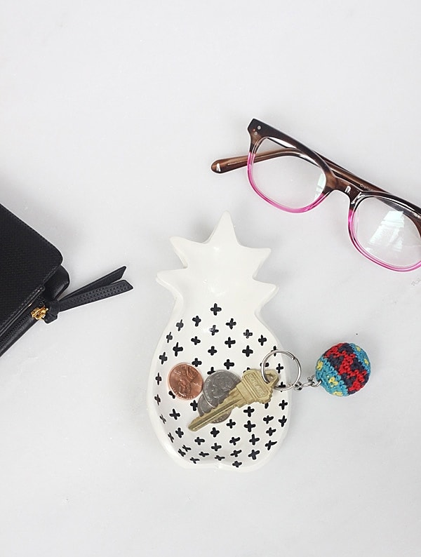 Creative and simple to make Clay Pineapple Ring Dish with Black White Crosses - Idle Hands Awake for Delineate Your Dwelling