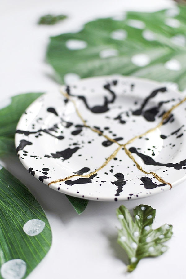 How to create your own Kintsugi Plate, The idea is that the piece becomes more beautiful and valuable because it has been broken and has a history. Delineate Your Dwelling